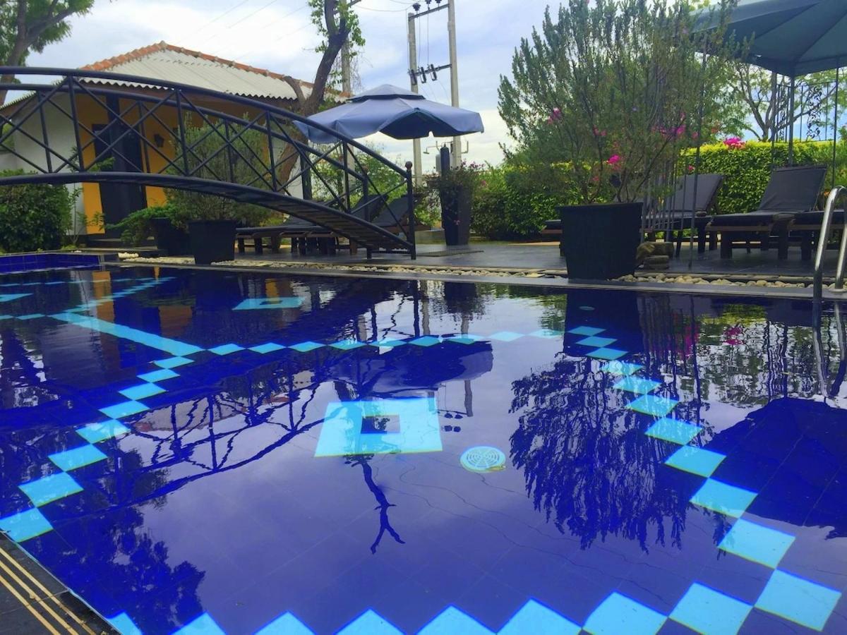 Flower Garden Lake Resort Tissamaharama Dış mekan fotoğraf