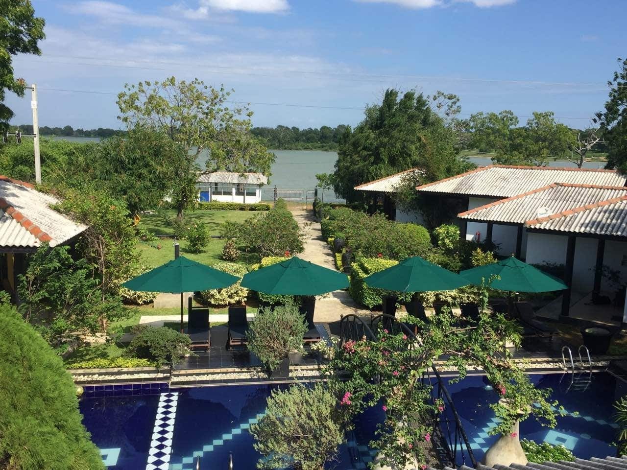 Flower Garden Lake Resort Tissamaharama Dış mekan fotoğraf